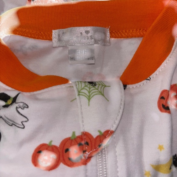 Kissy Kissy Halloween Footed Pajamas 3-6M Pumpkins Ghosts Bats 100% Pima Cotton‎ - Picture 3 of 6